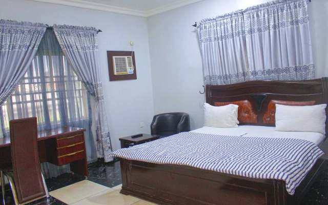 Emrosy Hotels