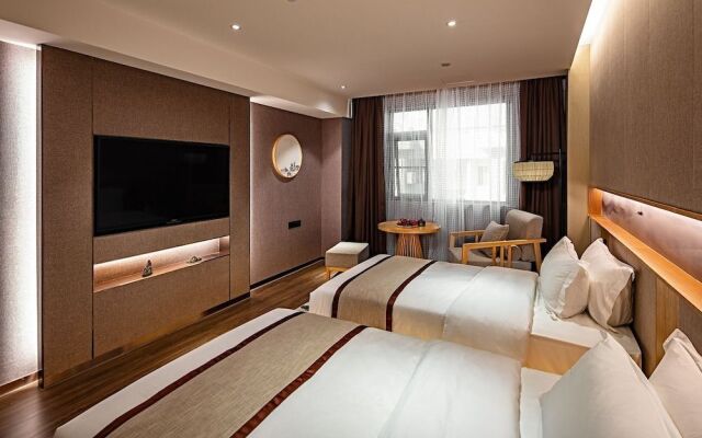 Li River Secluded Hotel