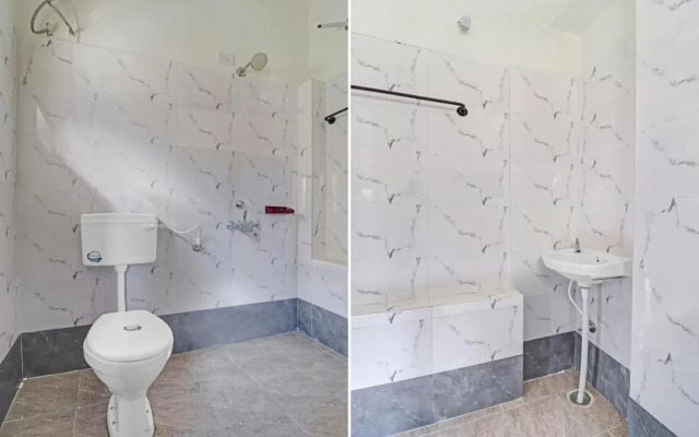 OYO Flagship 80554 Hanuma Residencies