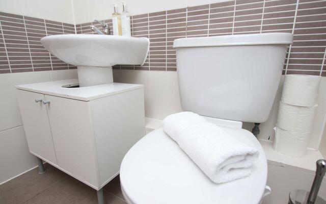 Upton Road Apartments