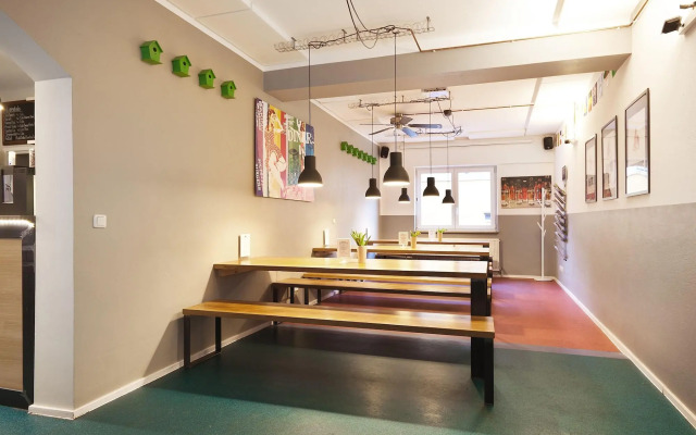 Five Reasons Hotel & Hostel