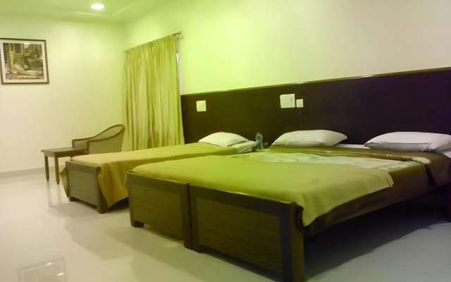 Hotel Kohinoor Square