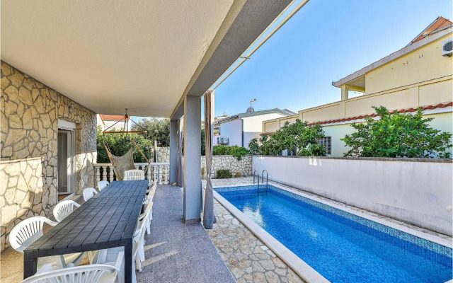 Holiday home Okrug Gornji 73 with Outdoor Swimmingpool