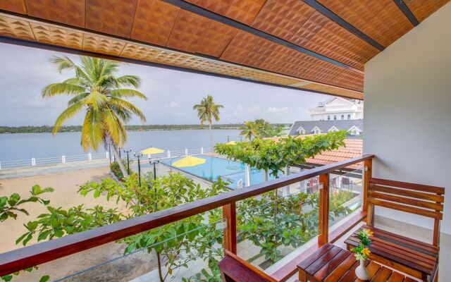 Super OYO Townhouse OAK Edassery's Sealine Villa Stay