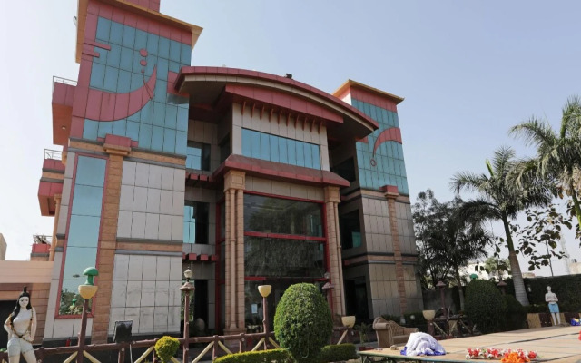 Hotel Siddharth Induspark