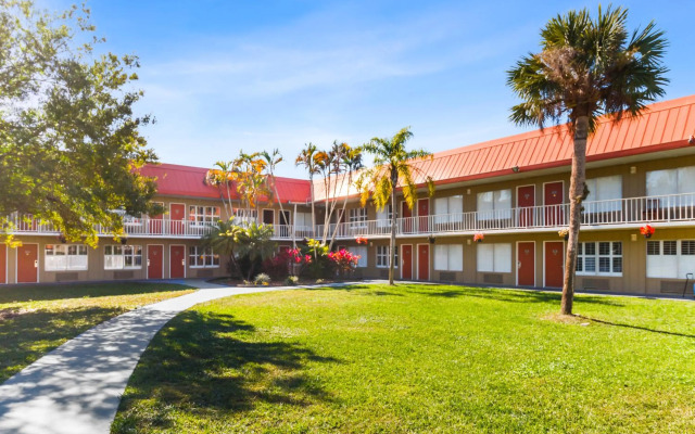Vero Beach Inn & Suites I-95