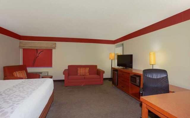 La Quinta Inn & Suites Springdale