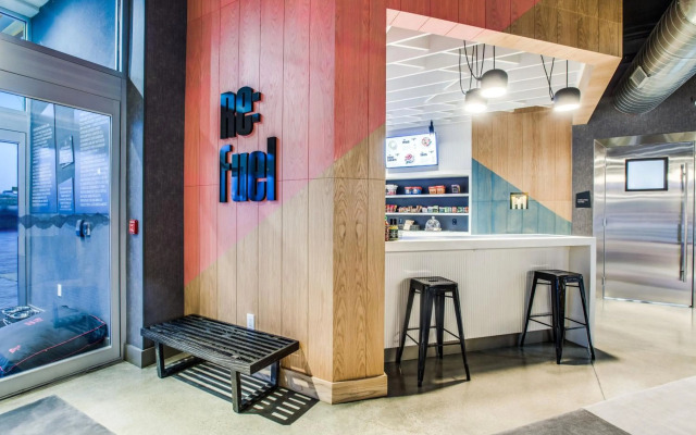 Aloft Dallas Arlington Entertainment District
