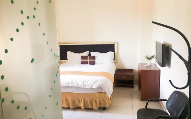 Shengtang Business Hotel