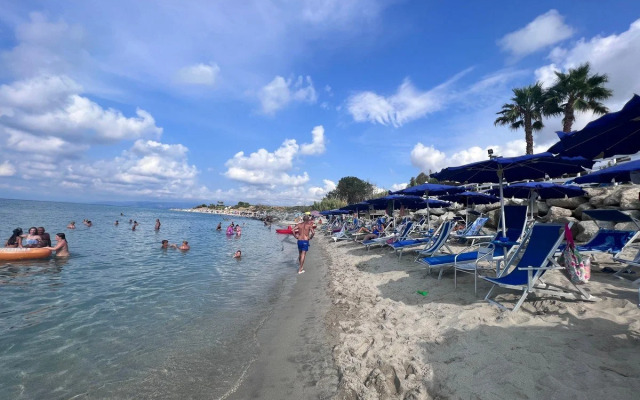 Villaggio Green Garden Club