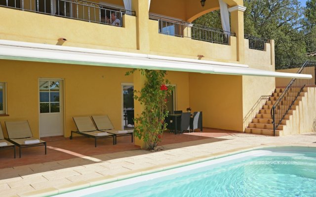 Beautiful Villa in Vidauban with Swimming Pool
