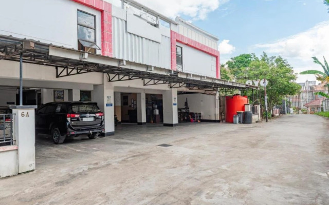 Hotel O Ilir Barar I Near Rumah Sakit Islam Siti Khadijah Formerly Maleo Hotel