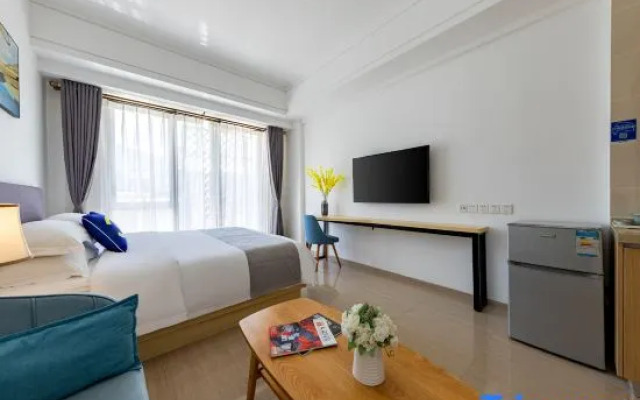 Zhuhai Longhai Holiday Apartment (Changlong Tourism Resort)