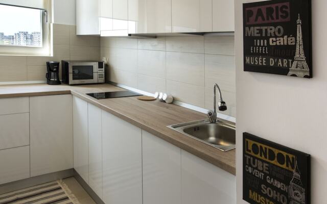 Studio R by MRG Apartments