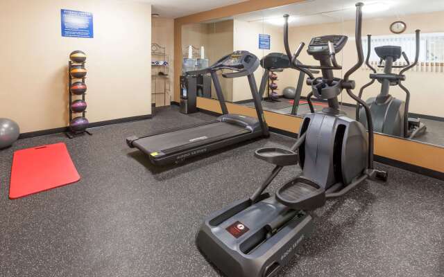 Days Inn by Wyndham Kent - Akron