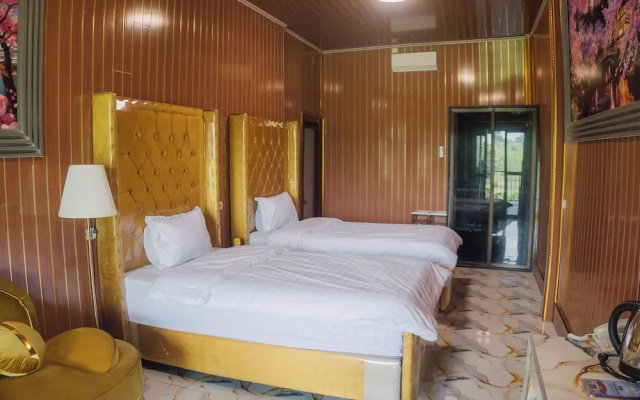 Mik Resort & Hotel