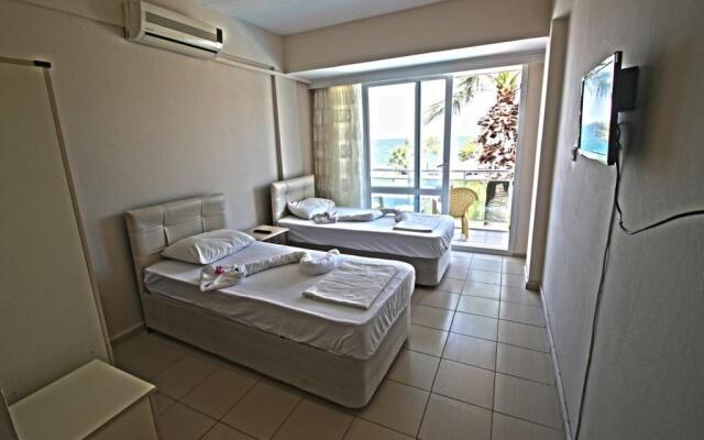 Ozguzelcamli Otel
