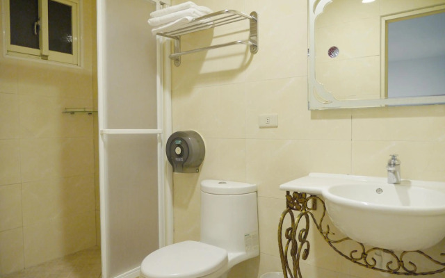 Sin Sin Hotel I
