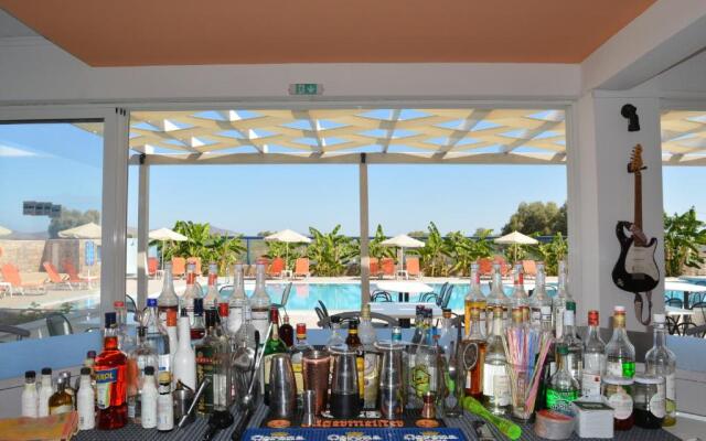Bouradanis Village Hotel