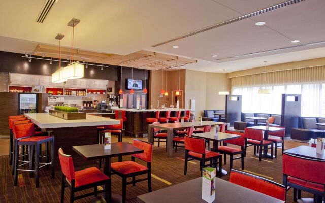 Courtyard by Marriott Charlotte Airport North