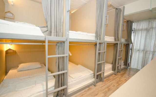 Good Day Hostel