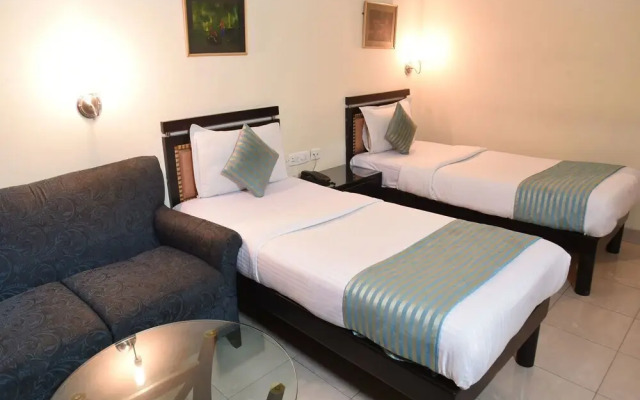 OYO 2417 Hotel Allenby Inn