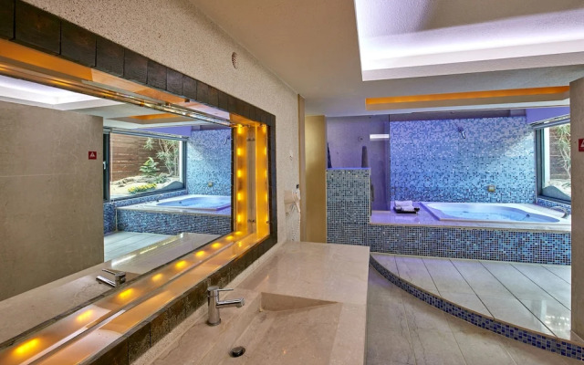 Gold Motel