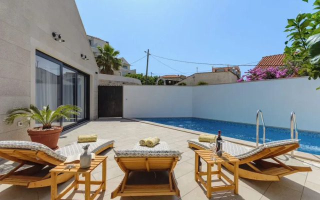 Villa Stone Pearl