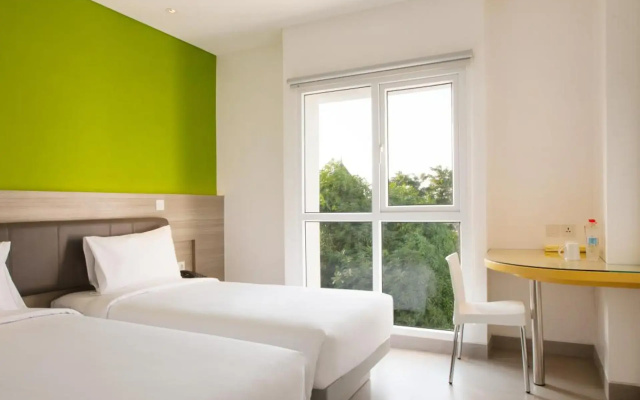 Amaris Hotel Darmo - Surabaya