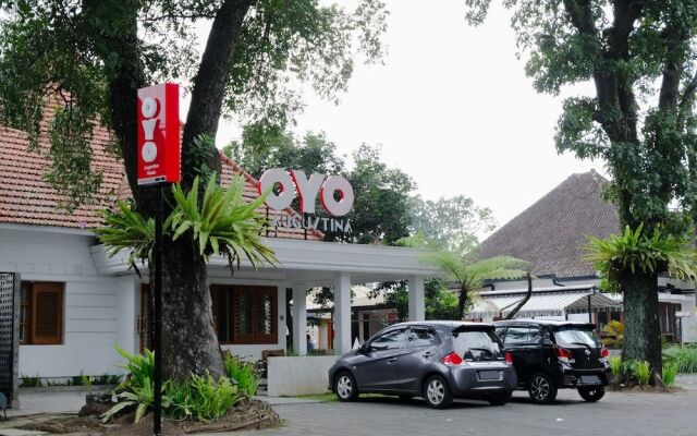 OYO 626 Augustina Home