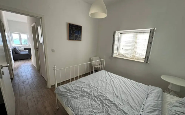 Charming Apartment in Lukovo Šugarje With Mountain Views
