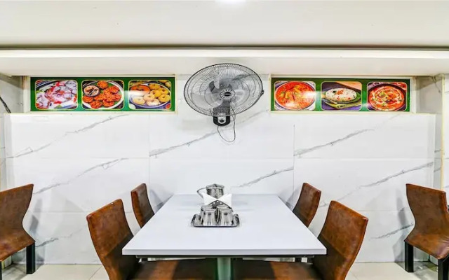 Fabhotel Srinivasa Guest House