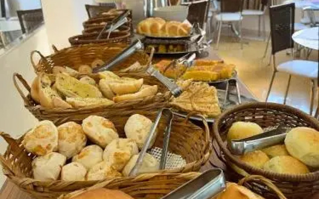 Tropical Palace Hotel