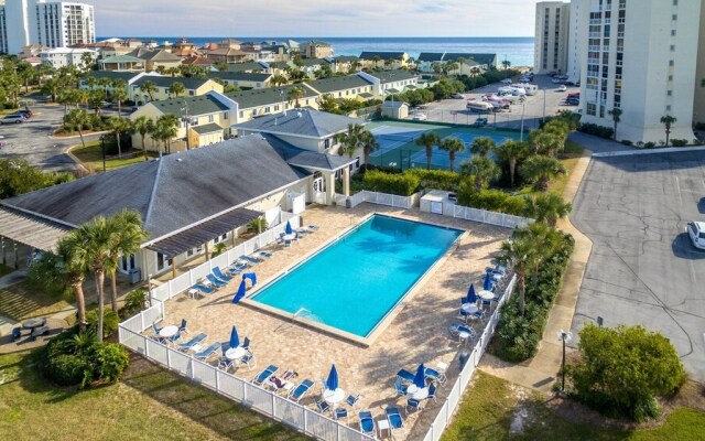 Shoreline Towers 2074 2 Bedroom Condo by RedAwning