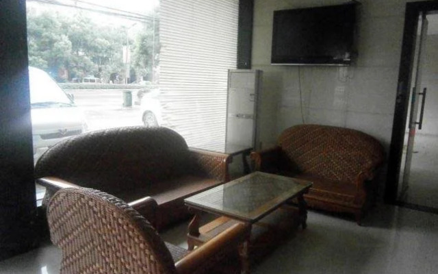 Xingzi Kunpeng Holiday Hotel