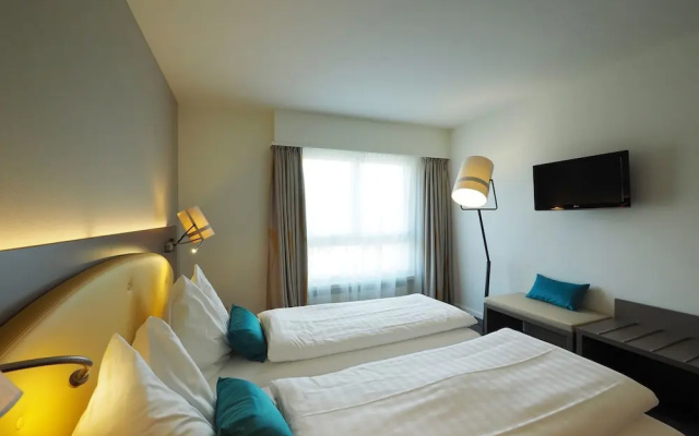 Hotel Holiday