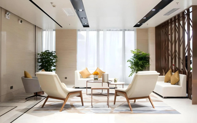 Yitel Collection (Shanghai Qiantan Sanlin world Creative Park) Road)