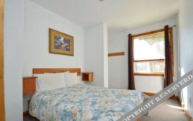 Blue Mountain Rentals - 4 Bed Apartment