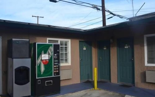 Searle Motel