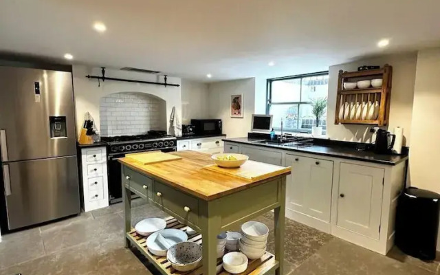 Luxury Leamington Spa House With 3 Bedrooms