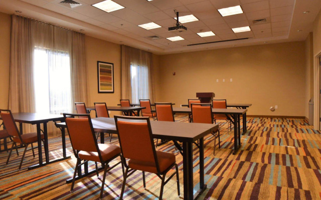 Fairfield Inn & Suites Dunn I-95