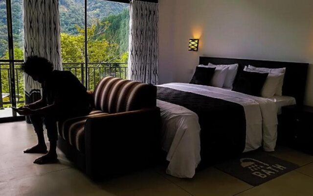Bambarakanda Holiday Resort