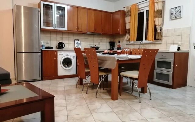 Panos Alex Apartment