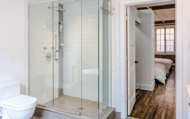 1861 Grand Loft in Old Port by Nuage