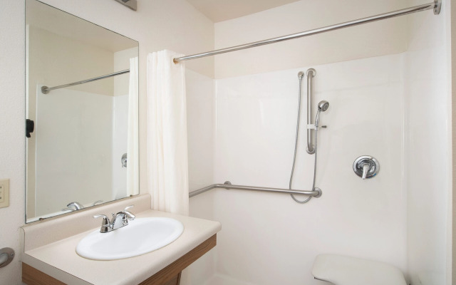 WoodSpring Suites Wilkes-Barre