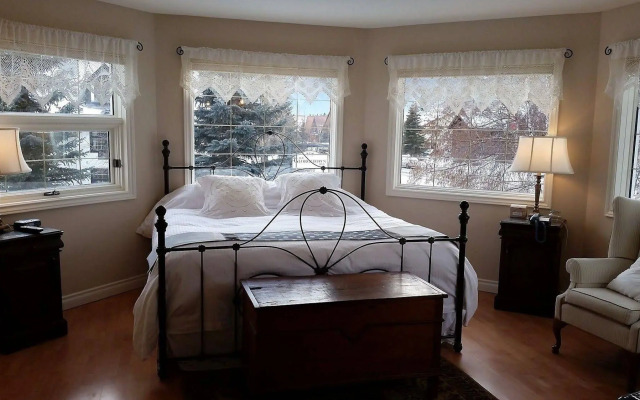 The Lady MacDonald Country Inn