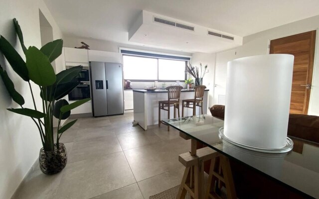 Impeccable 2-bed Apartment in Willemstad