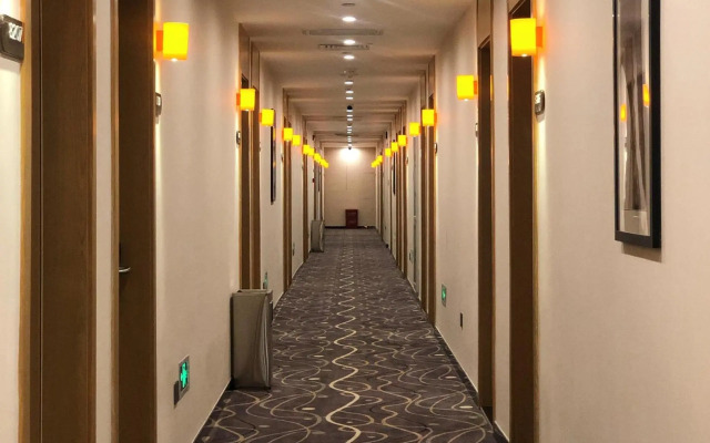 7Days Premium Beijing Langxinzhuang Subway Station Branch