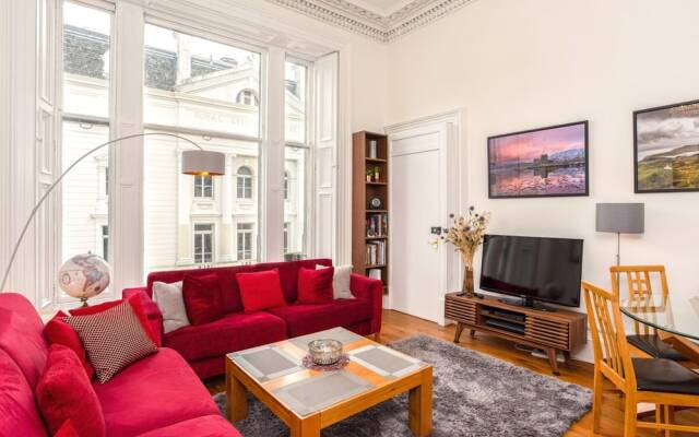 2 Bedroom Flat in Central Edinburgh