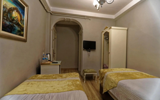 Romantic Hotel Istanbul